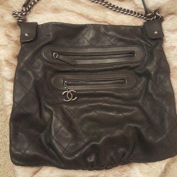 Authentic Chanel Hobo - Picture 1 of 4